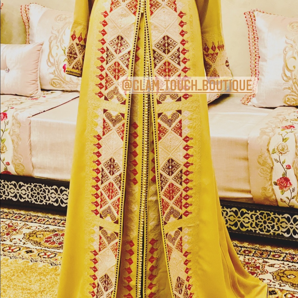 Caftan Kaftan Embroidered And Embedded With Stones - image 7